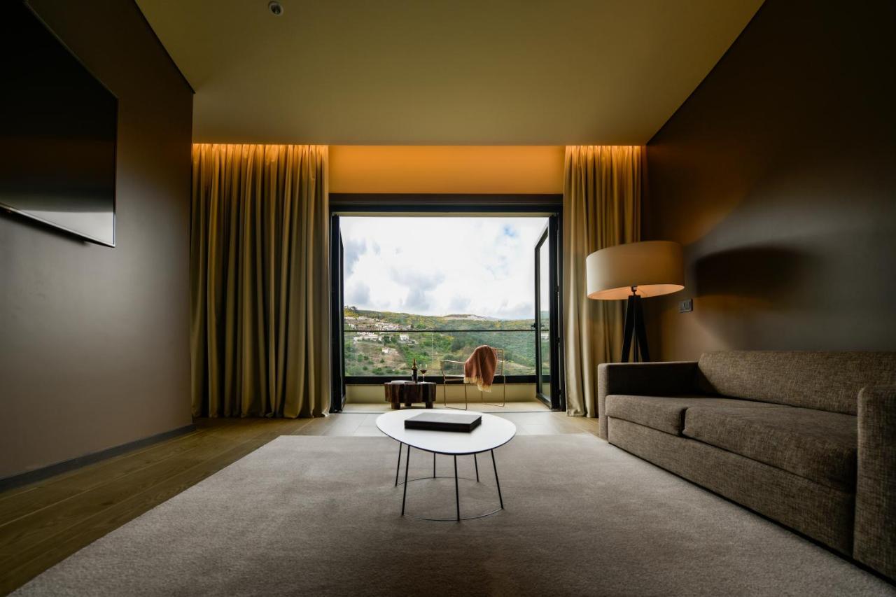 Mw Douro Wine & Spa Santa Marta de Penaguião Zewnętrze zdjęcie A room at the hotel