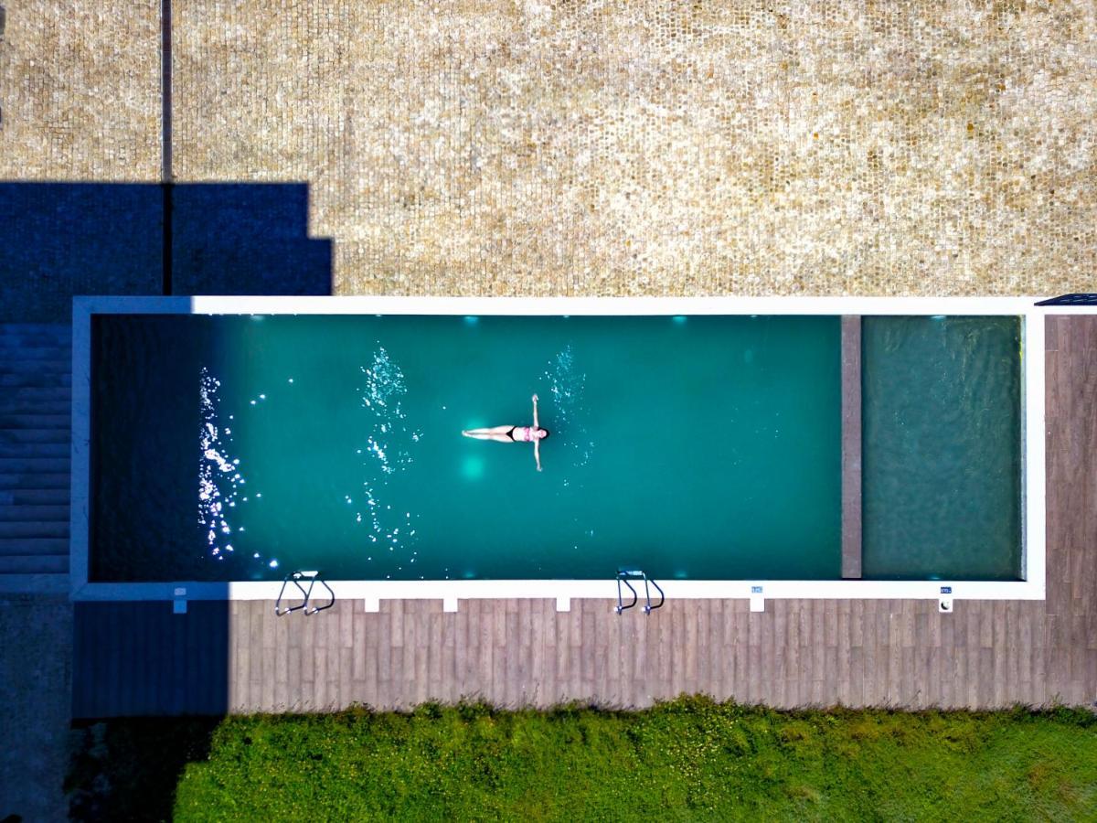 Mw Douro Wine & Spa Santa Marta de Penaguião Zewnętrze zdjęcie A swimming pool