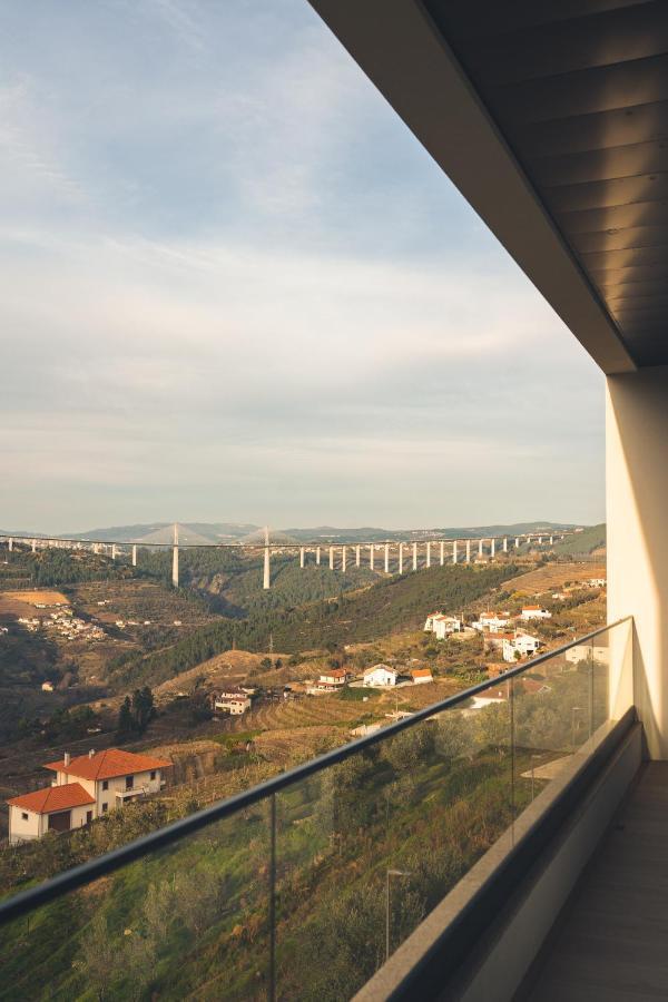 Mw Douro Wine & Spa Santa Marta de Penaguião Zewnętrze zdjęcie The A25 motorway near Aljustrel