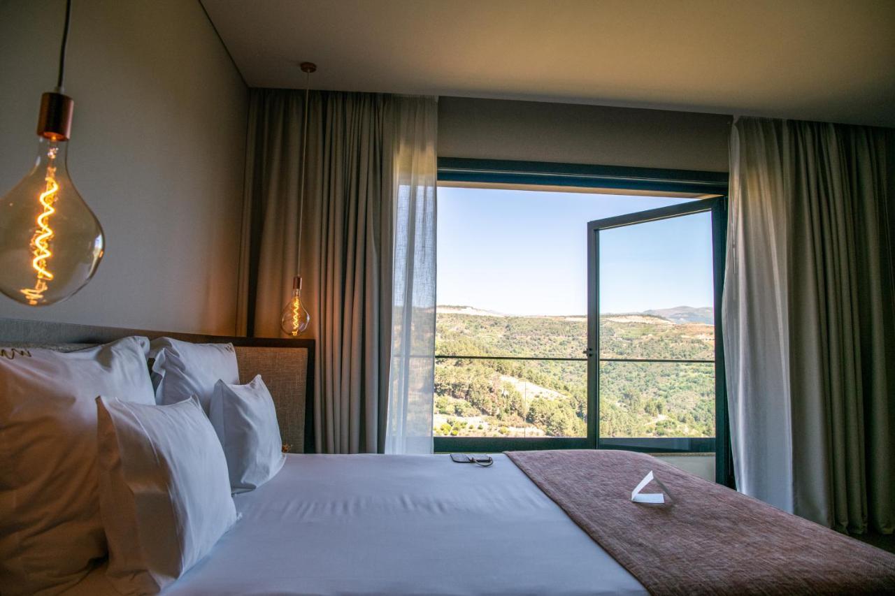 Mw Douro Wine & Spa Santa Marta de Penaguião Zewnętrze zdjęcie A bedroom at the hotel