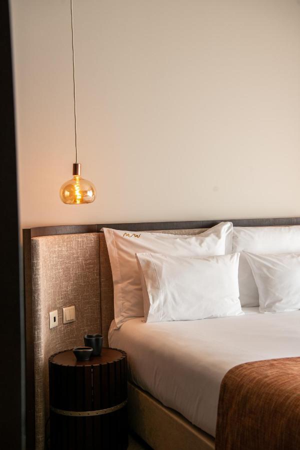 Mw Douro Wine & Spa Santa Marta de Penaguião Zewnętrze zdjęcie A bed with two pillows