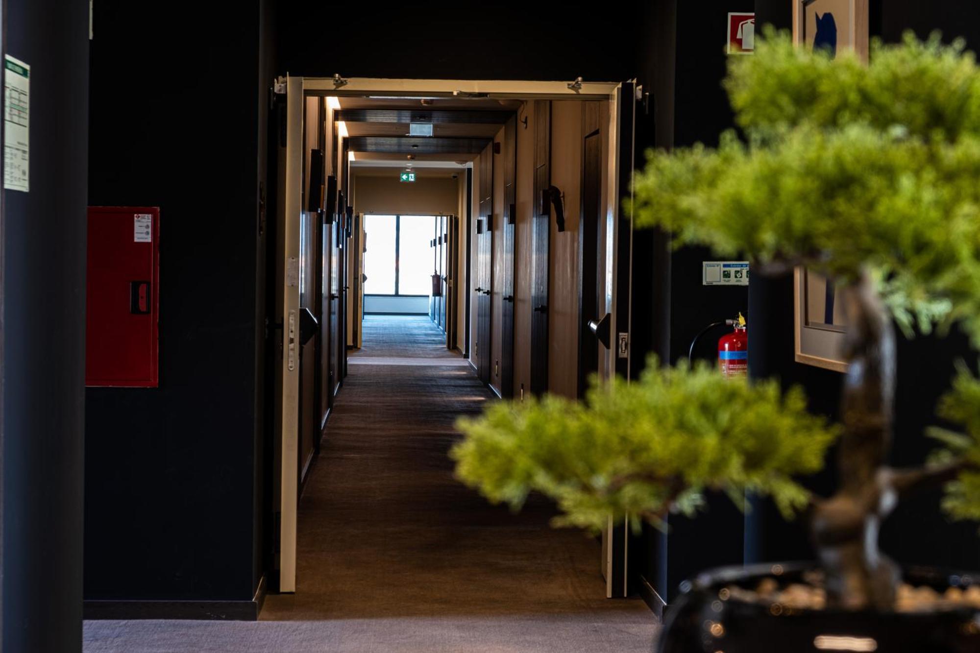 Mw Douro Wine & Spa Santa Marta de Penaguião Zewnętrze zdjęcie A corridor at the hotel